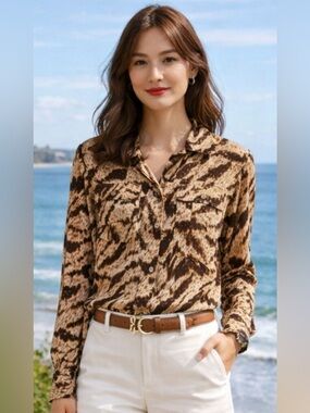 NWT Jones New York Signature Animal Print Blouse Size L Long Sleeve Button Down